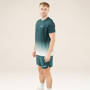 Performance Tee Gradient Green in Gradient Green — Material-Detail | T-Shirt von COURT7